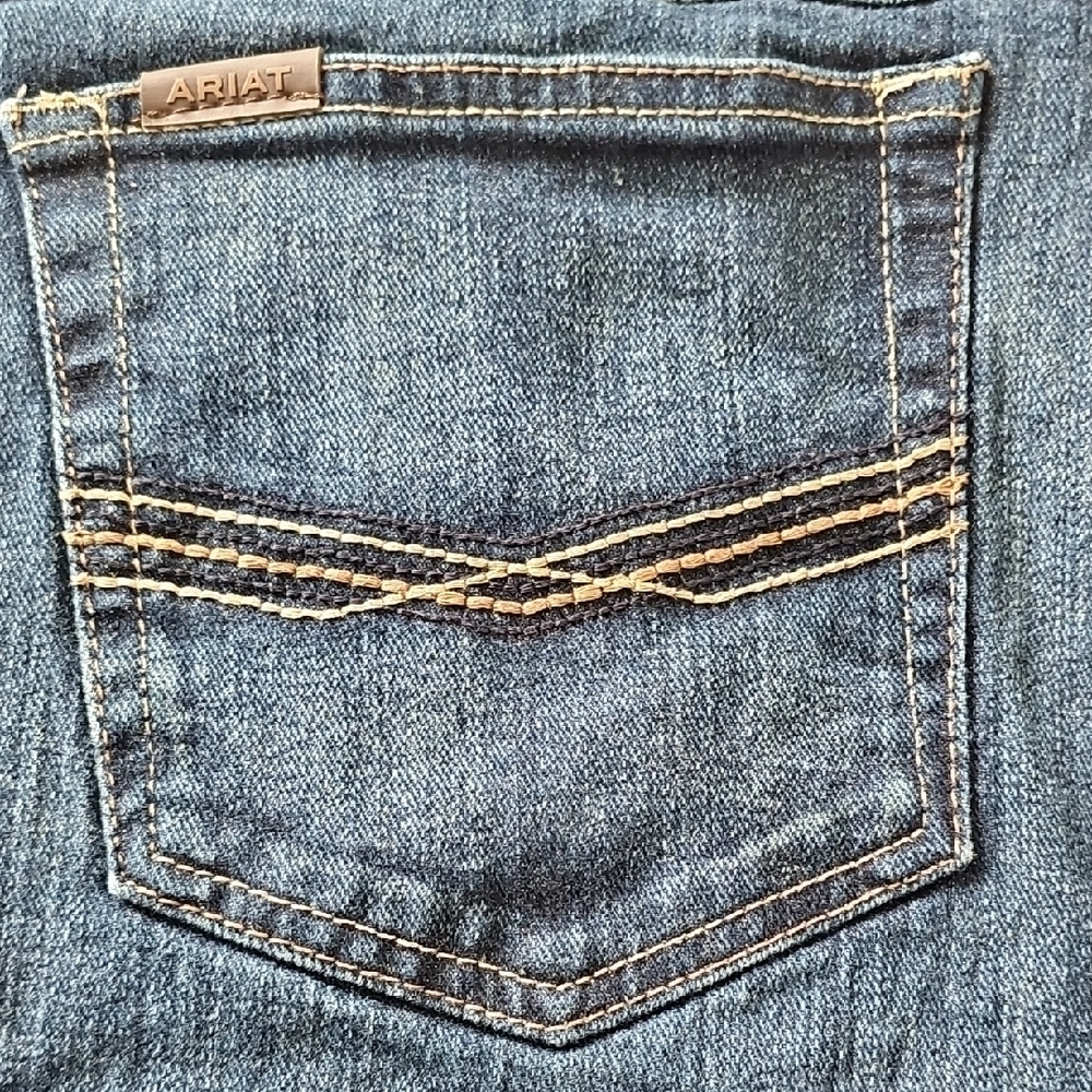 Ariat Men's Dark Blue Straight Jeans - Picture 3 of 8